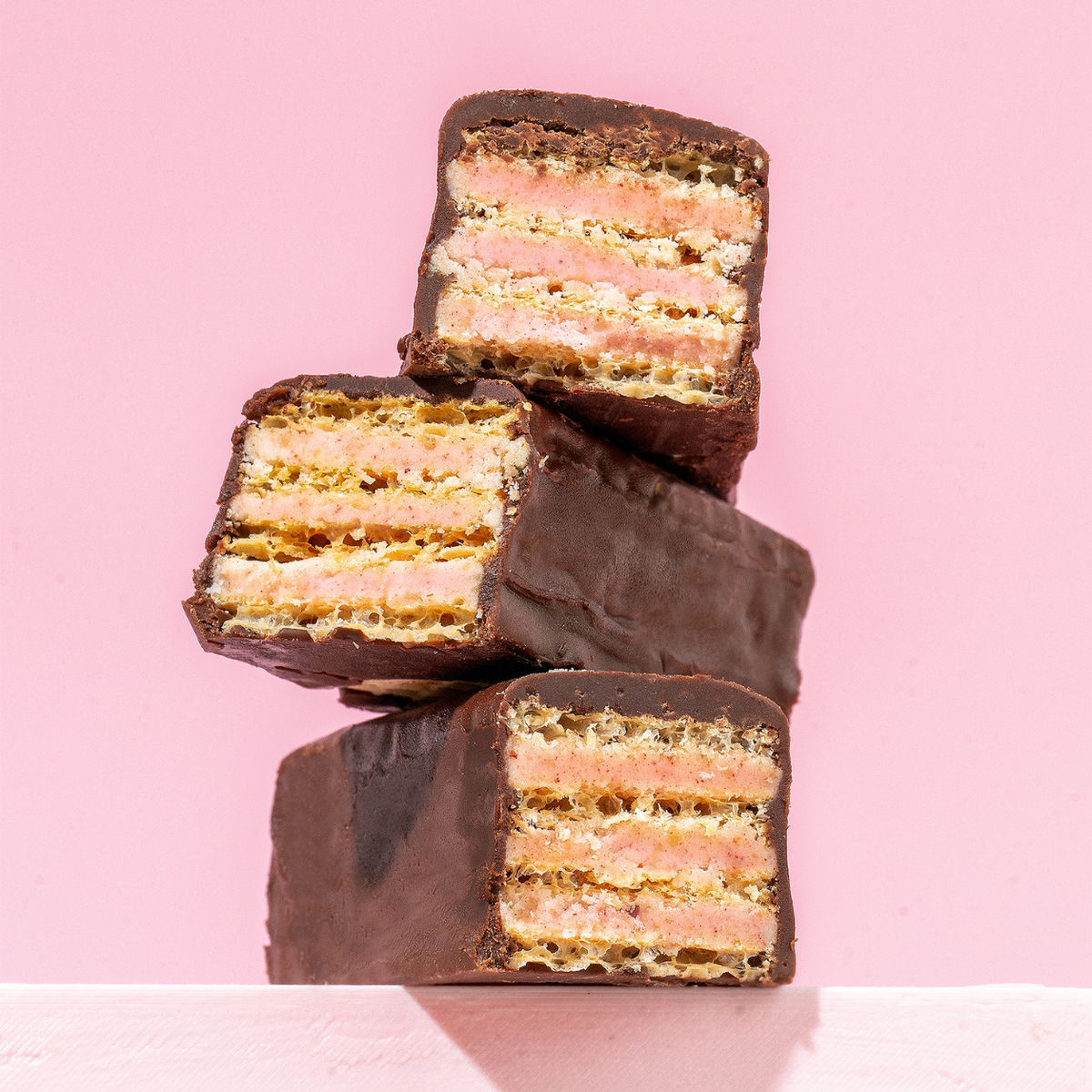 Wafer sabor Morango coberto com Chocolate 300g