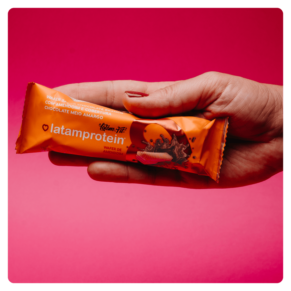 Wafer + Amendoim + proteína coberto com Chocolate - Zero Açúcar - 300g (12 uni. de 25g cada) - Latam Protein